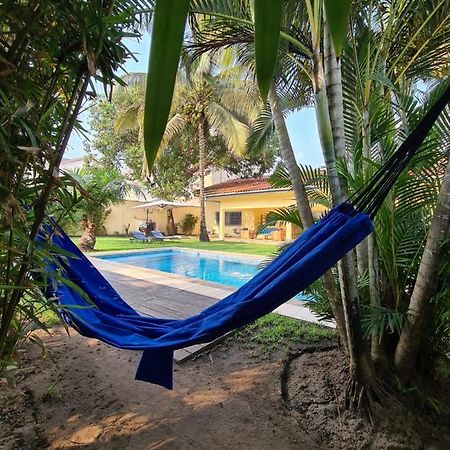 Sompteuse Villa Avec Piscine A 5 Min De La Plage Pointe Noire Kültér fotó