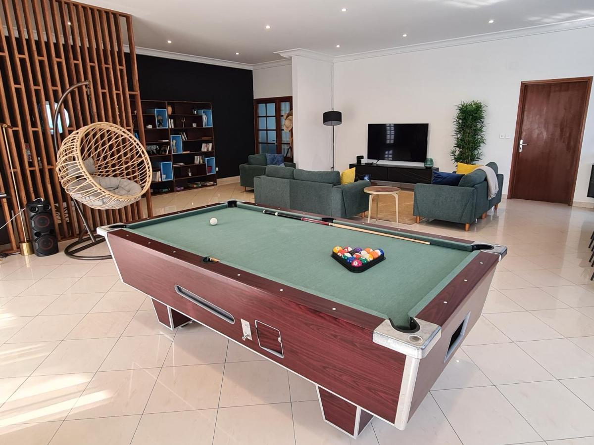 Sompteuse Villa Avec Piscine A 5 Min De La Plage Pointe Noire Kültér fotó