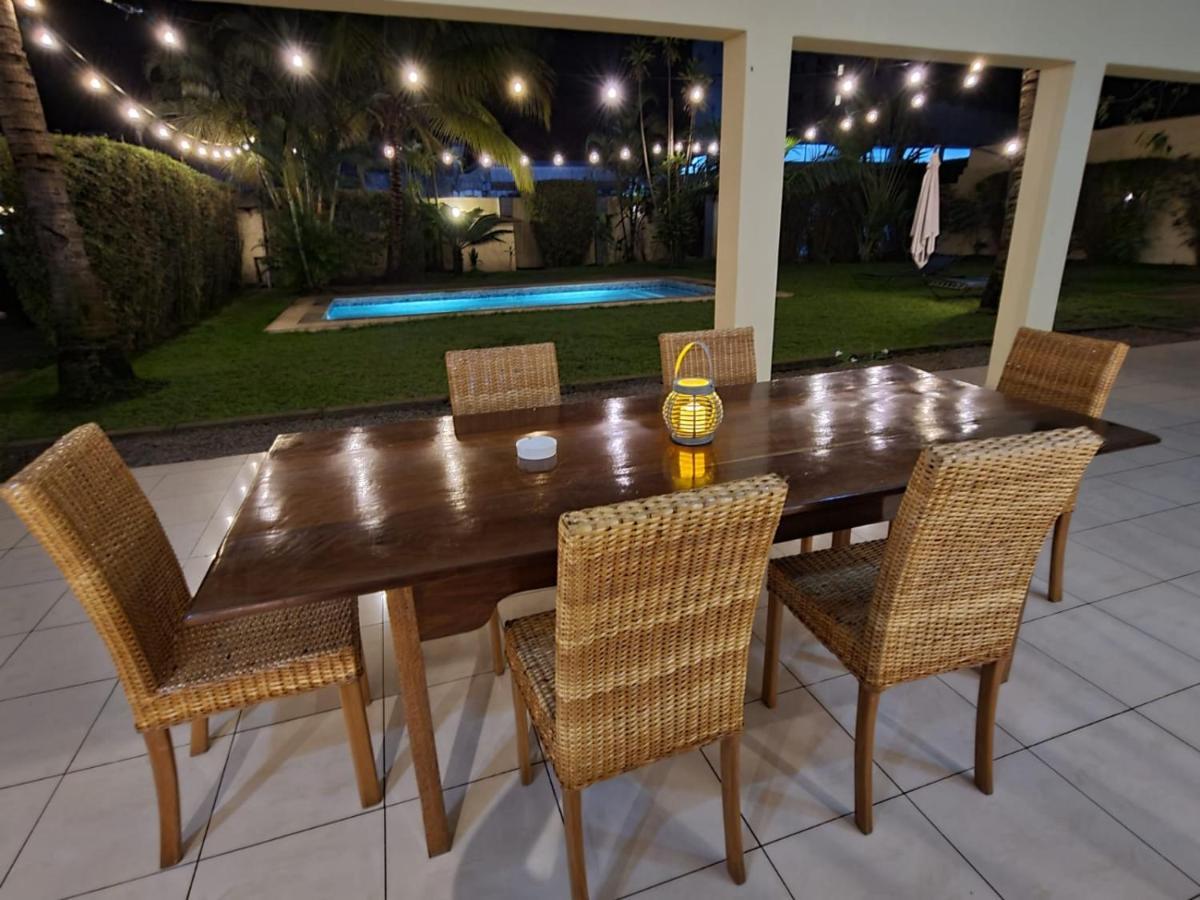 Sompteuse Villa Avec Piscine A 5 Min De La Plage Pointe Noire Kültér fotó