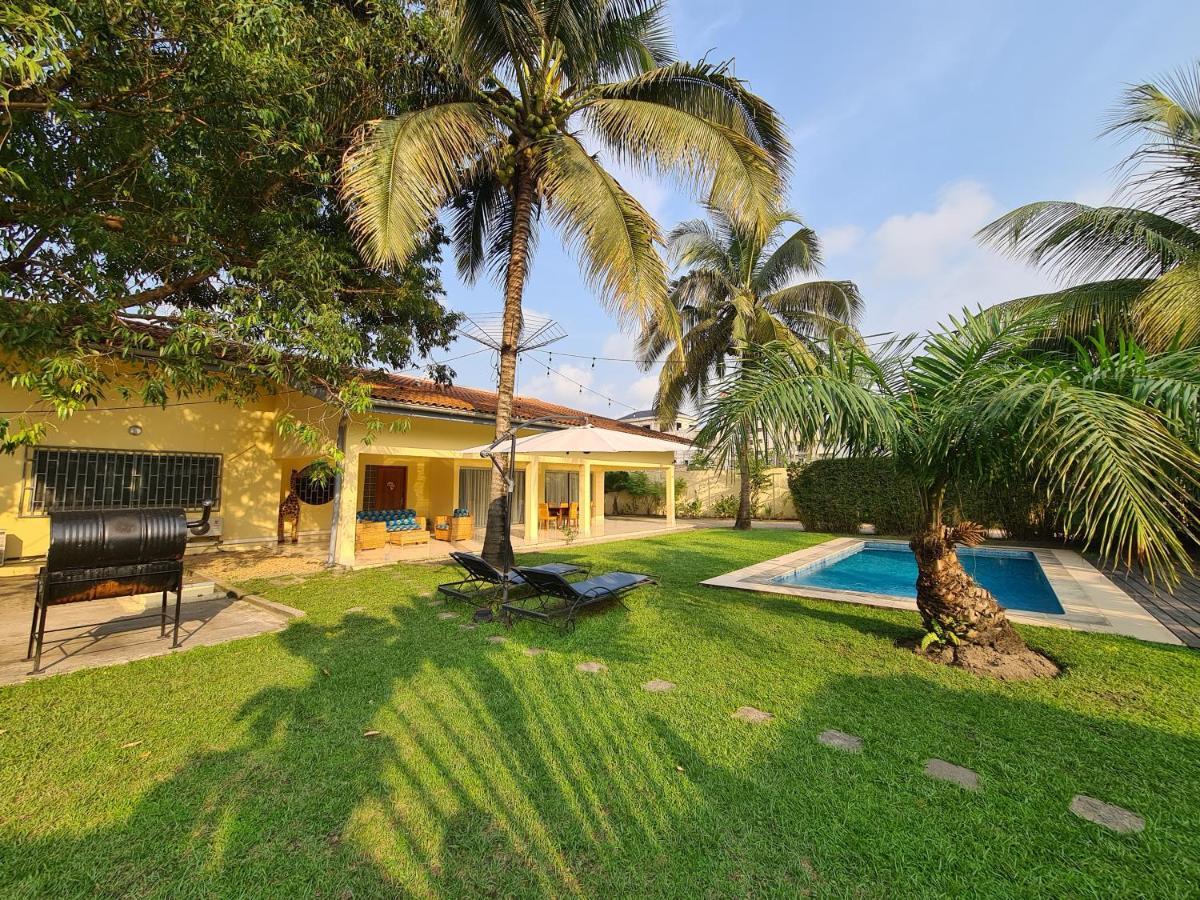Sompteuse Villa Avec Piscine A 5 Min De La Plage Pointe Noire Kültér fotó